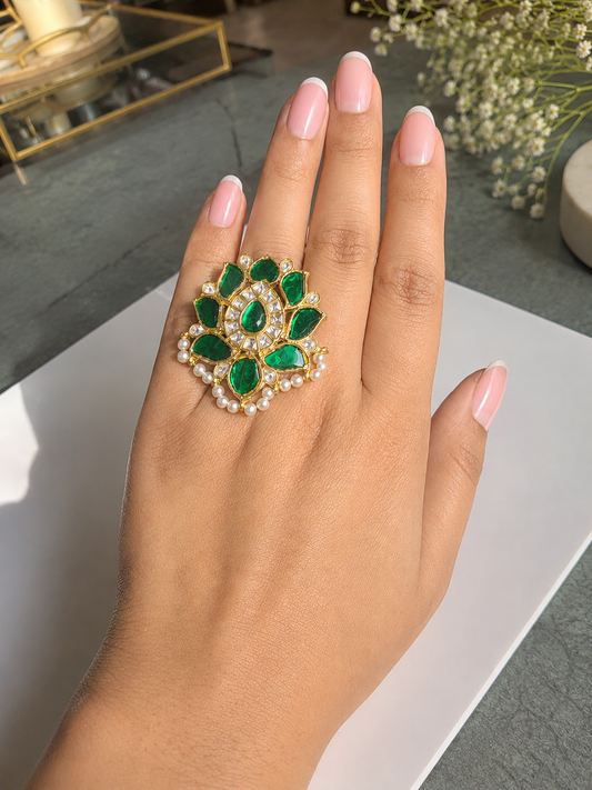 Emerald Noor Pachi Kundan Ring