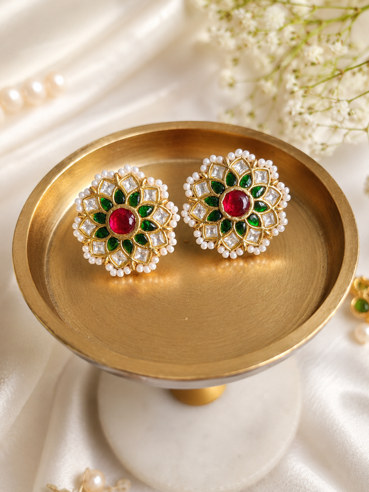 Gulnaar Pachi Kundan Studs