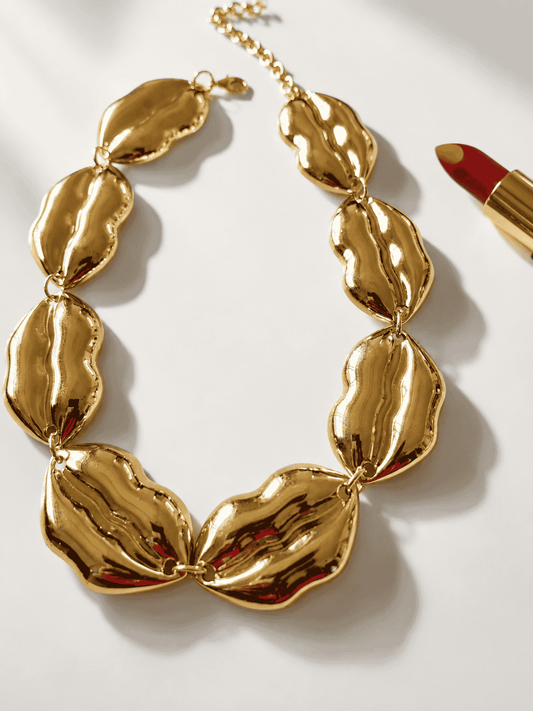 Kiss of Gold Necklace