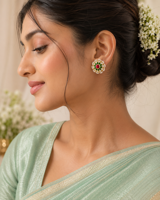 Gulnaar Pachi Kundan Studs